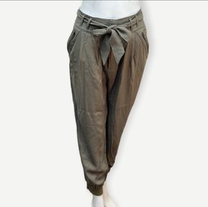 ANTHROPOLOGIE Elevenses Olive Jogger Pants Size Large